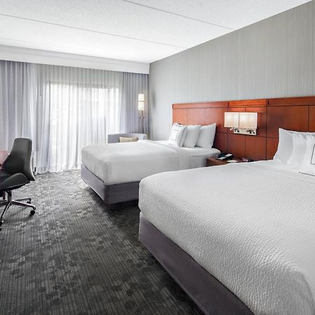 Courtyard By Marriott Pittsburgh Airport Hotell Coraopolis Eksteriør bilde