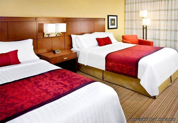 Courtyard By Marriott Pittsburgh Airport Hotell Coraopolis Rom bilde