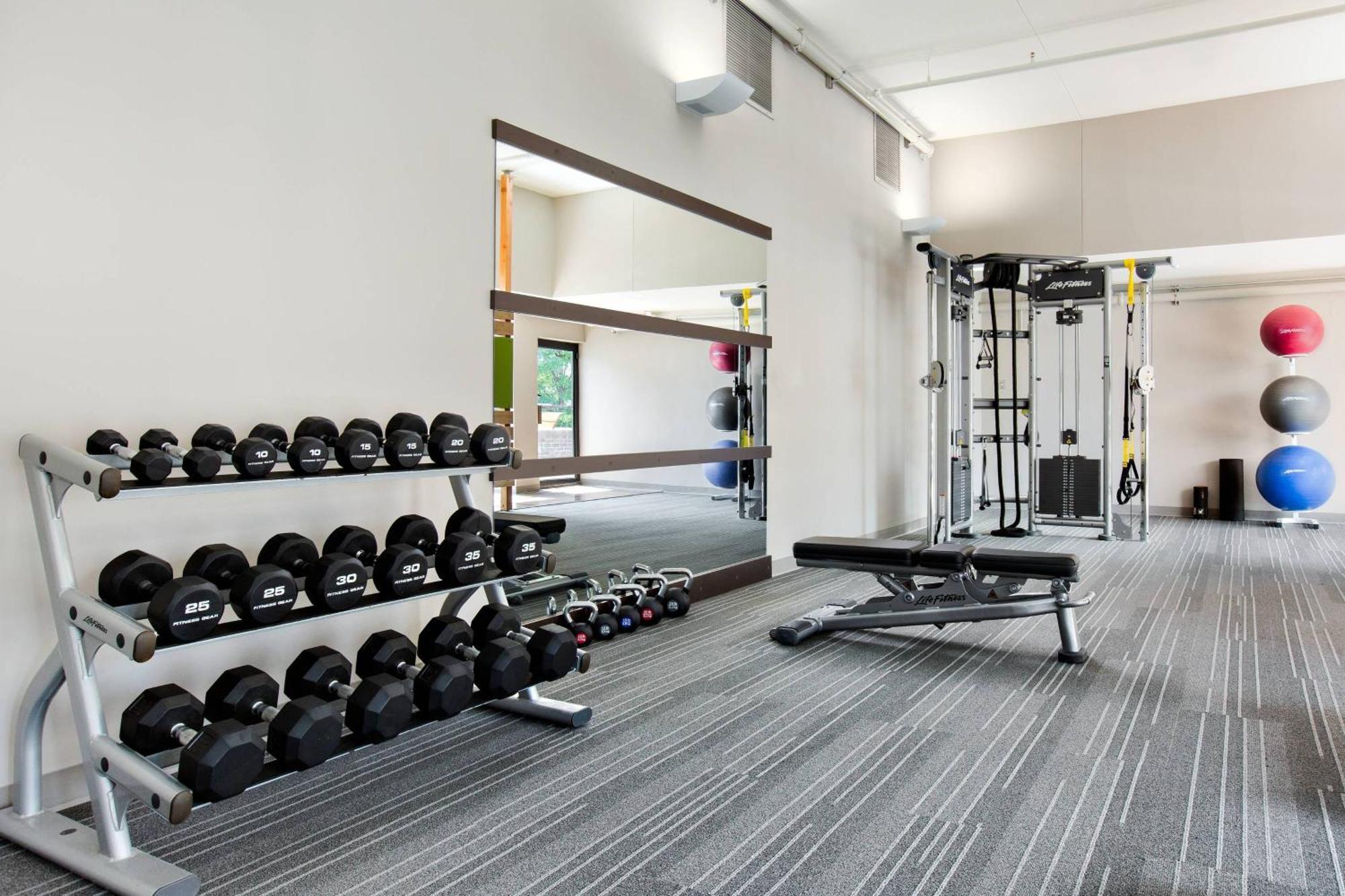 Courtyard By Marriott Pittsburgh Airport Hotell Coraopolis Eksteriør bilde