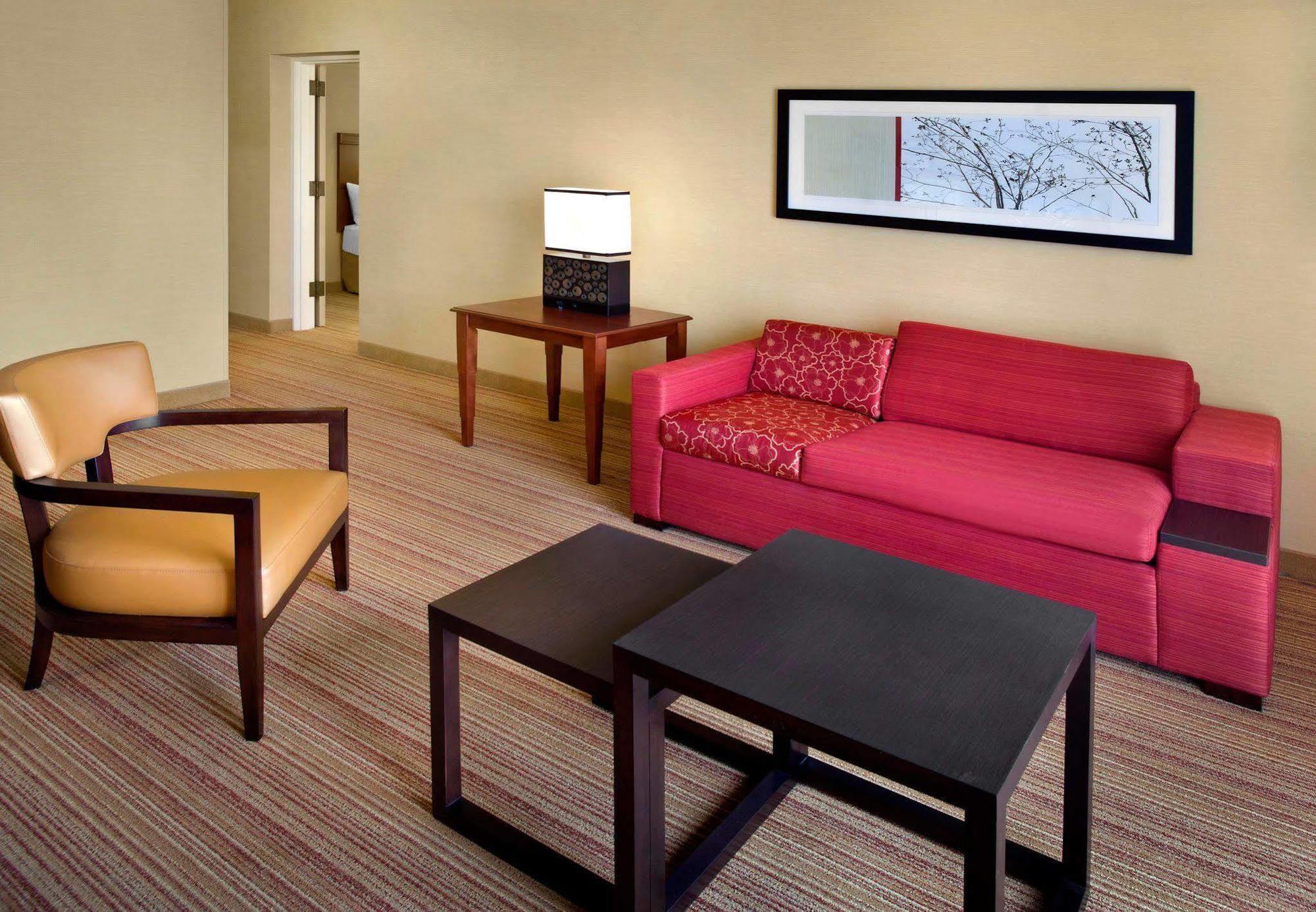 Courtyard By Marriott Pittsburgh Airport Hotell Coraopolis Eksteriør bilde